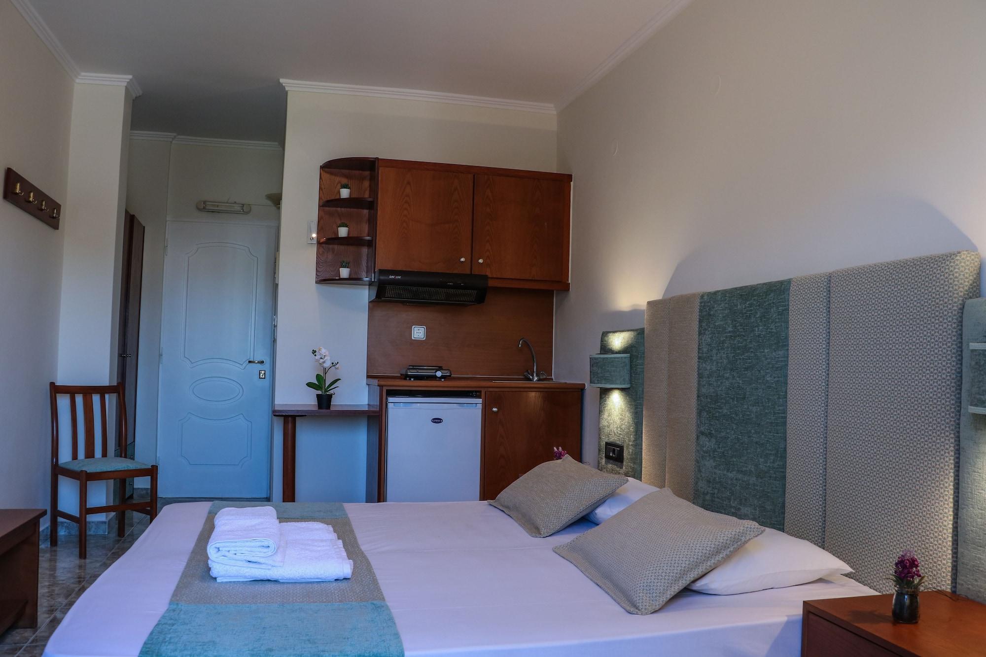 Hotel Dionysis Studios Adamantas  Exterior photo