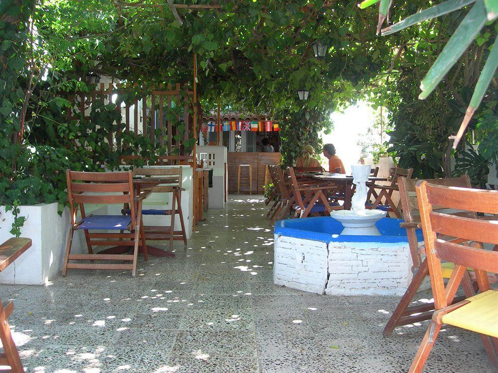 Hotel Dionysis Studios Adamantas  Exterior photo