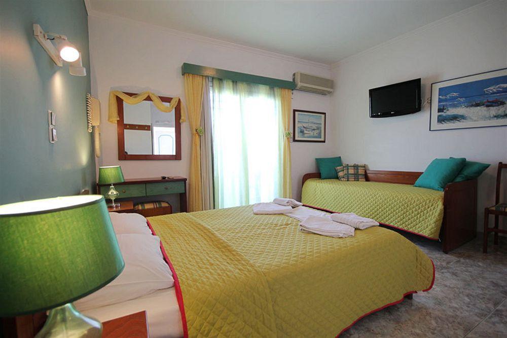 Hotel Dionysis Studios Adamantas  Exterior photo